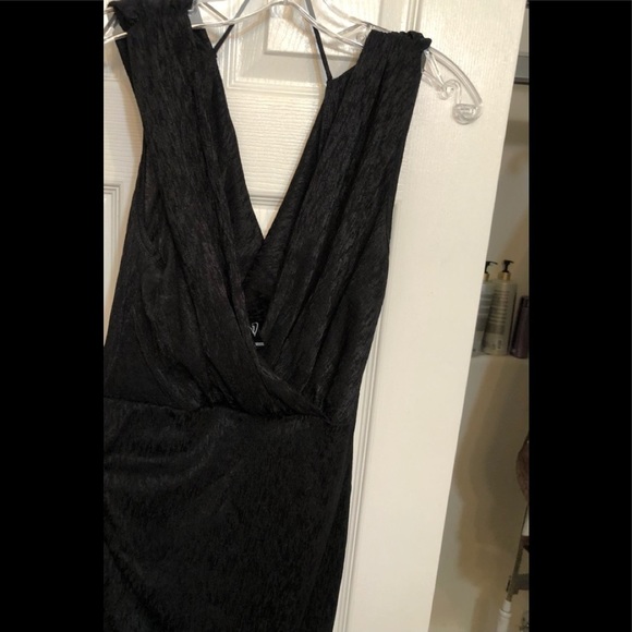 Windsor size large black LBD deep V faux wrap dress with asymmetrical hem NWOT - Picture 3 of 15